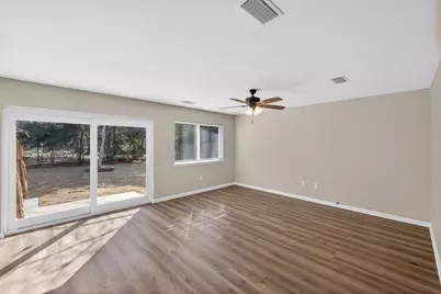 199 College Cove, Niceville, FL 32578 - Photo 13