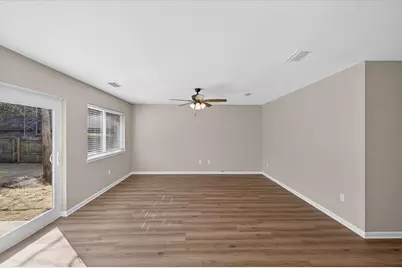 199 College Cove, Niceville, FL 32578 - Photo 15