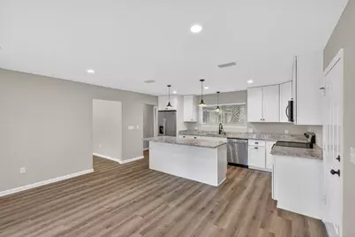 199 College Cove, Niceville, FL 32578 - Photo 7