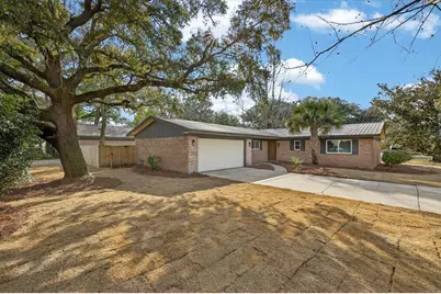 199 College Cove, Niceville, FL 32578 - Photo 3