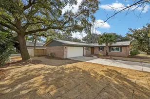 199 College Cove, Niceville, FL 32578 - Photo 3