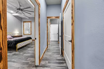 981 E Chestnut Avenue E, Crestview, FL 32539 - Photo 37