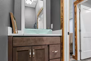 981 E Chestnut Ave E, Crestview, FL 32539 - Photo 39