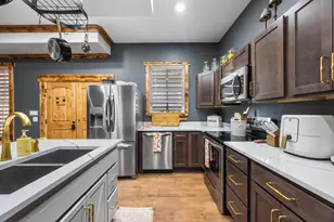 981 E Chestnut Ave E, Crestview, FL 32539 - Photo 21