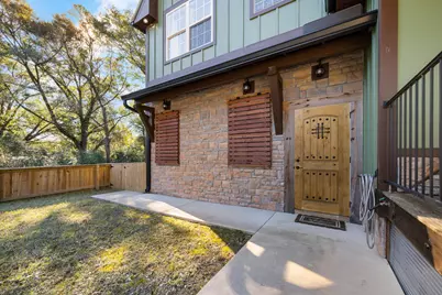 981 E Chestnut Avenue E, Crestview, FL 32539 - Photo 11