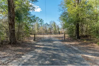 1520 Brunson Road, Caryville, FL 32427 - Photo 3