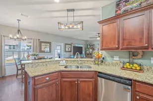 2104 Queen St, Crestview, FL 32536 - Photo 17