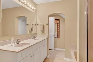 1325 Treasure Cove, Niceville, FL 32578 - Photo 19