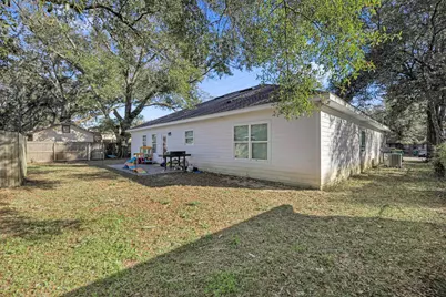 320 N Cedar Avenue N, Niceville, FL 32578 - Photo 29