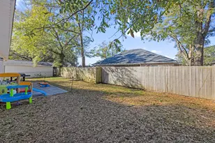 320 N Cedar Ave N, Niceville, FL 32578 - Photo 31