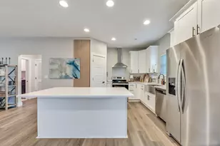 320 N Cedar Ave N, Niceville, FL 32578 - Photo 11