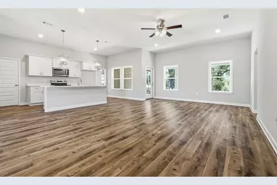 1576 Texas Parkway, Crestview, FL 32536 - Photo 3