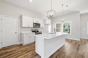 1576 Texas Pkwy, Crestview, FL 32536 - Photo 9