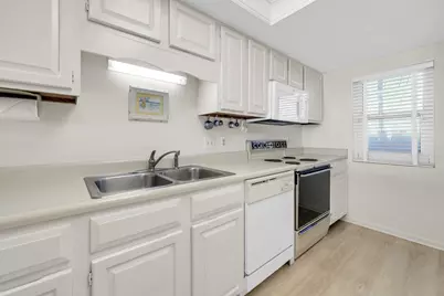 1100 E Highway 98 Avenue #B202, Destin, FL 32541 - Photo 7