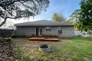 858 Van Dyke Dr, Shalimar, FL 32579 - Photo 17