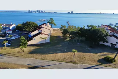 8269 Navarre Parkway, Navarre, FL 32566 - Photo 9