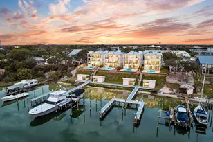 712 Harbor Blvd, Destin, FL 32541 - Photo 1