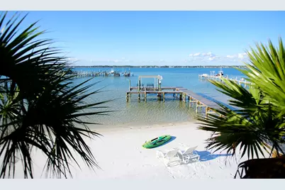 1444 Homeport Drive, Navarre, FL 32566 - Photo 7