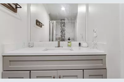 521 W Juniper Avenue W, Defuniak Springs, FL 32433 - Photo 15