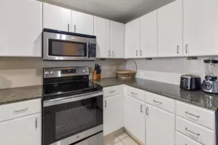 11807 Front Beach Rd, Panama City Beach, FL 32407 - Photo 11