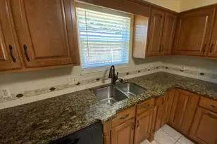 129 12th Ave, Shalimar, FL 32579 - Photo 9