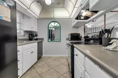 8443 Gulf Boulevard #F26, Navarre, FL 32566 - Photo 11