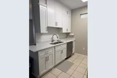 1501 N Partin Drive Drive N #112, Niceville, FL 32578 - Photo 3