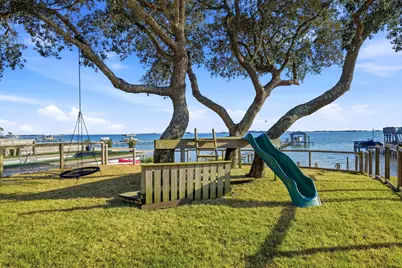 2035 S Wind Trace Road S, Navarre, FL 32566 - Photo 75