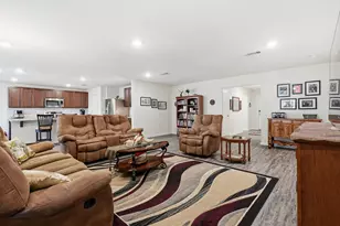 365 Merlin Ct, Crestview, FL 32539 - Photo 13