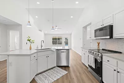 7437 Brevard Street, Navarre, FL 32566 - Photo 11