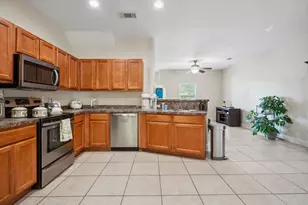 1901 Cottage Grove Ln, Niceville, FL 32578 - Photo 13