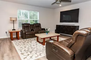 3268 Chappelwoood Dr, Crestview, FL 32539 - Photo 9