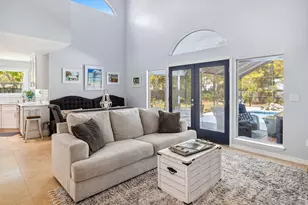 550 Seabreeze Cir, Seacrest, FL 32461 - Photo 9