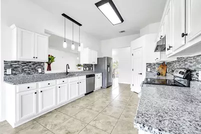 5432 E East Brook Drive E, Crestview, FL 32539 - Photo 9