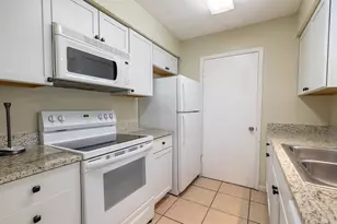 912 48th St, Niceville, FL 32578 - Photo 7