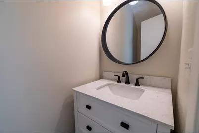 912 48th Street, Niceville, FL 32578 - Photo 5