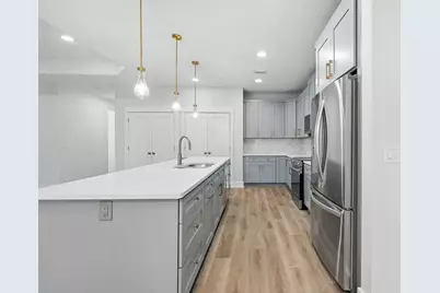 717 Hazel Drive, Fort Walton Beach, FL 32547 - Photo 1