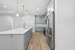 717 Hazel Dr, Fort Walton Beach, FL 32547 - Photo 1