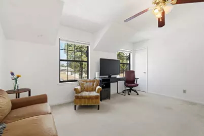 208 Cloverdale Boulevard #UNIT 8, Fort Walton Beach, FL 32547 - Photo 21