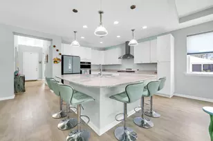 8891 Coral Reef Wy, Panama City Beach, FL 32413 - Photo 3