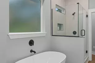 306 E Avery Street E, Pensacola, FL 32503 - Photo 33