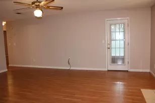 305 Ashley Dr, Crestview, FL 32536 - Photo 15