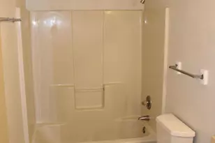 305 Ashley Dr, Crestview, FL 32536 - Photo 19