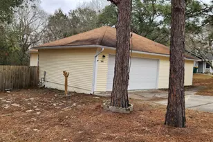 305 Ashley Dr, Crestview, FL 32536 - Photo 7