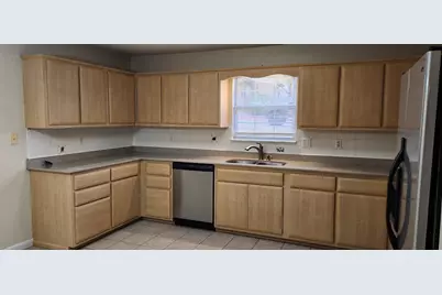 305 Ashley Drive, Crestview, FL 32536 - Photo 11