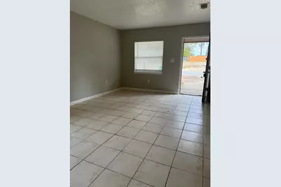 616 W Sunset Boulevard W #A, Fort Walton Beach, FL 32547 - Photo 3