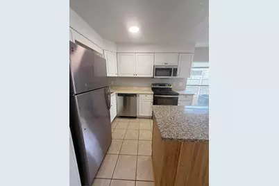 616 W Sunset Boulevard W #A, Fort Walton Beach, FL 32547 - Photo 5