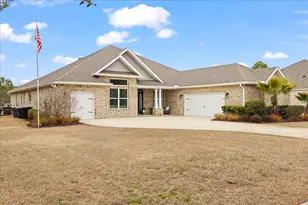 513 W Club House Dr W, Freeport, FL 32439 - Photo 9