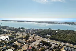 803 Forest Cove Ct, Mary Esther, FL 32569 - Photo 43