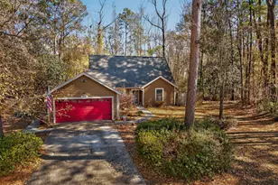 104 Fairway Dr, Crestview, FL 32536 - Photo 3